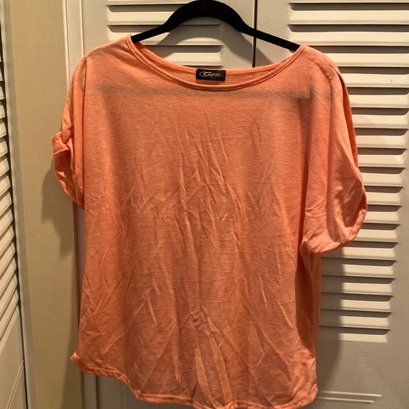 Cold-shoulder Colette top, size medium - Picture 1 of 5